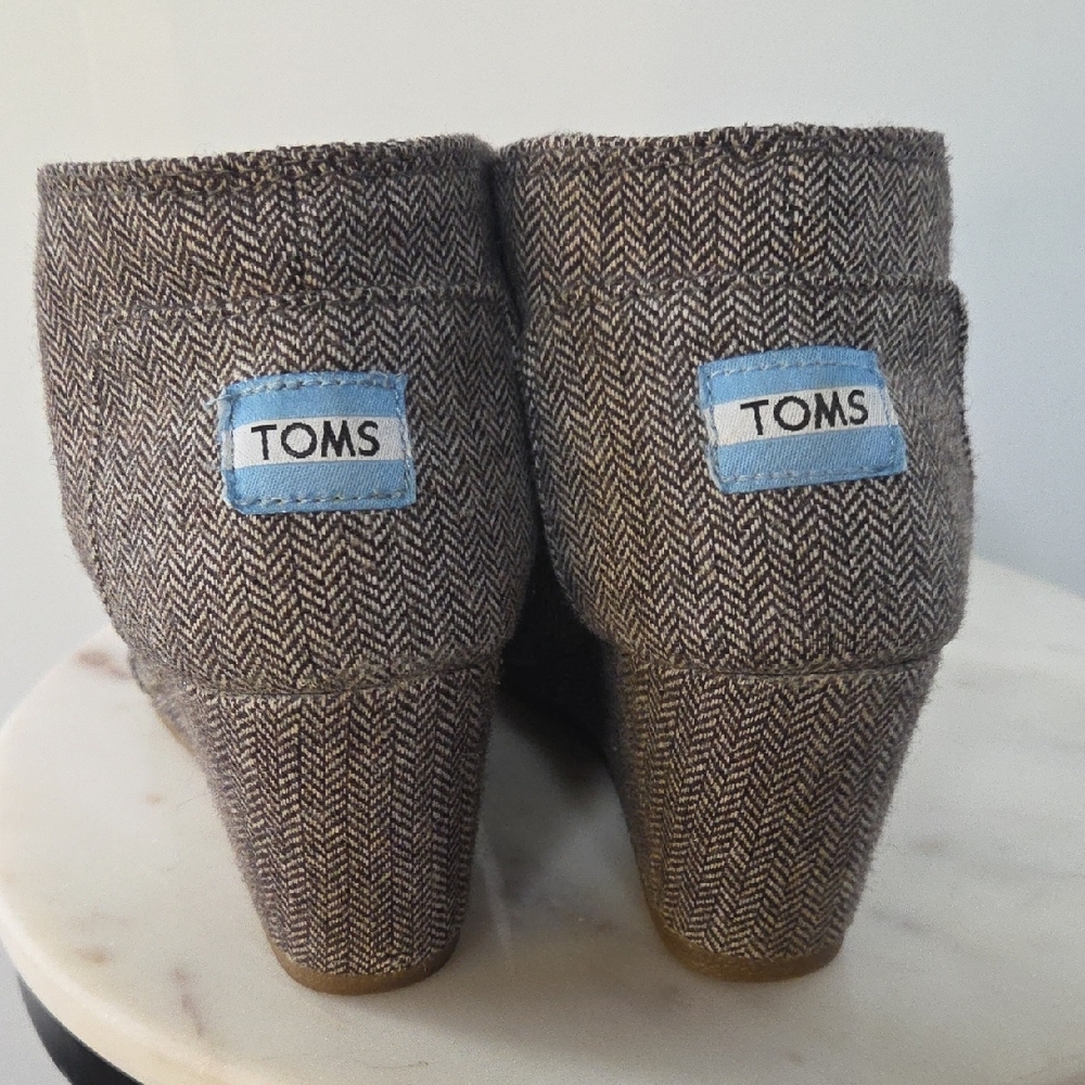 Toms Herringbone Lace-Up Wedge Boots in Taupe Size 7W - Picture 4 of 7